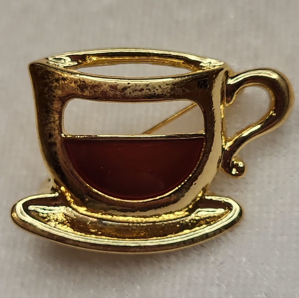 New Gold-tone Coffee Cup Brooch / Pin